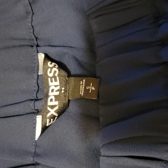 Express Off Shoulder Top - Picture 2 of 2